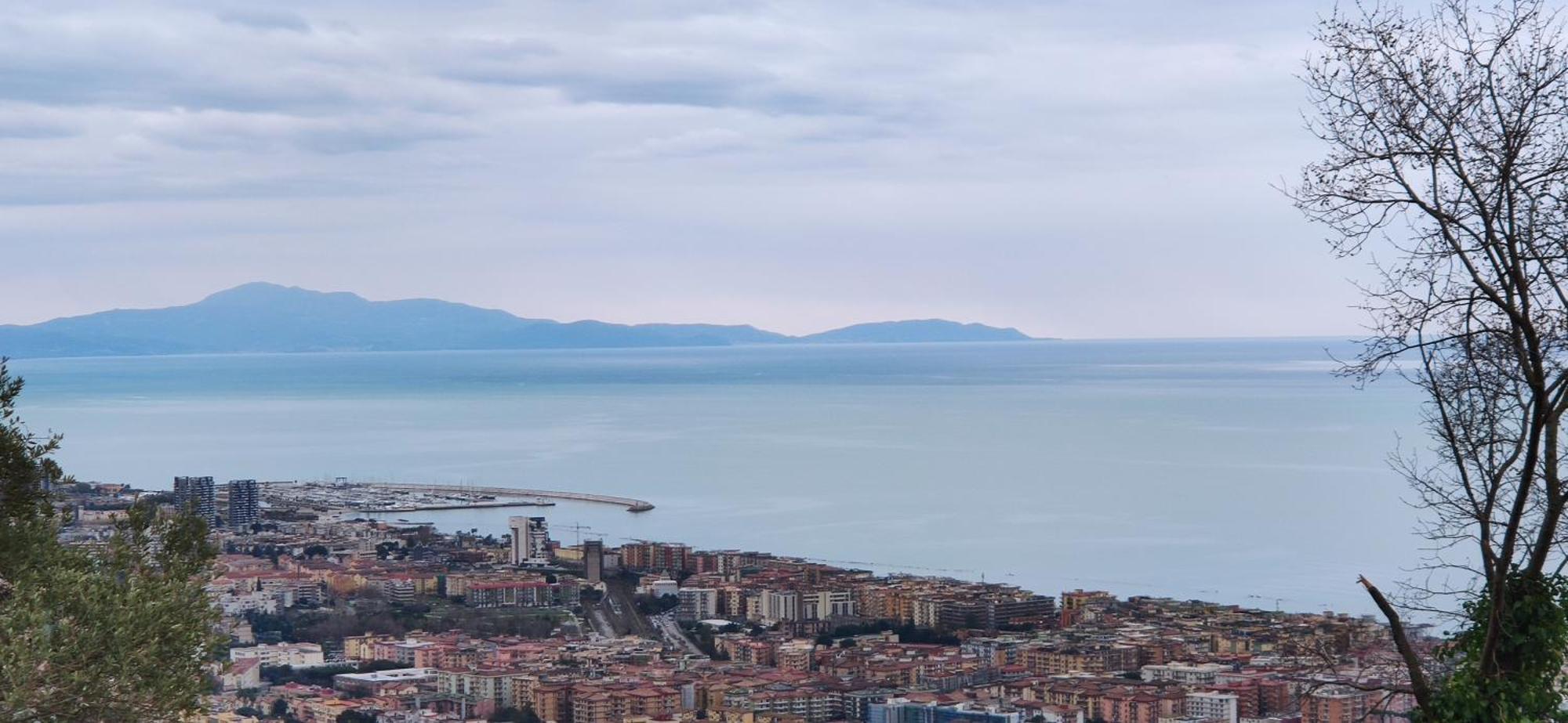 Verde Smeraldo Salerno Bagian luar foto