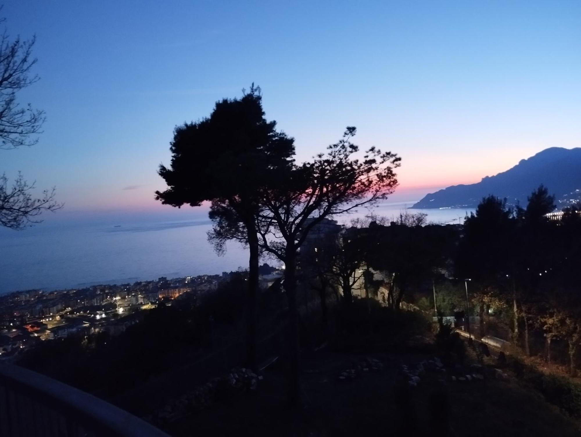 Verde Smeraldo Salerno Bagian luar foto