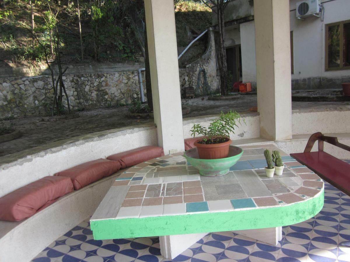 Verde Smeraldo Salerno Bagian luar foto